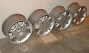 Продаю литые  диски колесные R 15 4 шт.