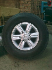 Всесезонные шины Bridgestone Dueler H/T 840,  размер 255/70/R15