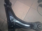 РЫЧАГ ПРАВЫЙ ПЕРЕДНИЙ VITO M013732